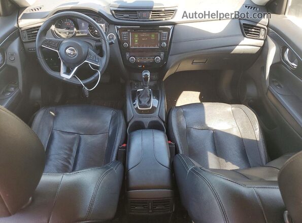 5N1AT2MT5KC738739 2019 NISSAN ROGUE Серебряный Вид панели приборов