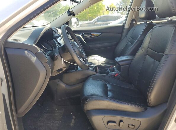 5N1AT2MT5KC738739 2019 NISSAN ROGUE Серебряный Вид салона спереди