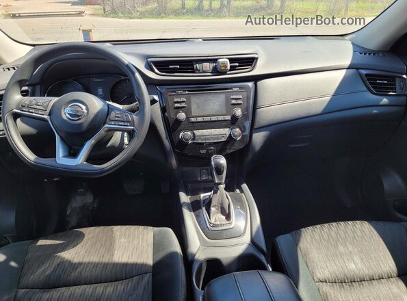 5N1AT2MT8HC803835 2017 NISSAN ROGUE Белый Вид щитка приборов