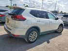 2018 Nissan Rogue Sv White vin: 5N1AT2MT8JC813237