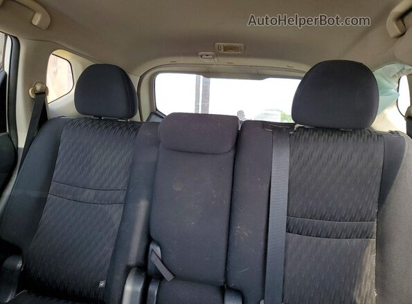 5N1AT2MT8JC813237 2018 NISSAN ROGUE White Vista de los asientos traseros