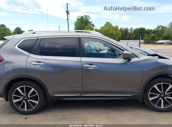 5N1AT2MT8KC735138 2019 NISSAN ROGUE Gray Widok wnętrza z tyłu