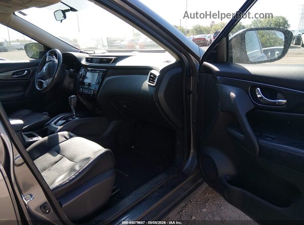 5N1AT2MV2GC916759 2016 NISSAN ROGUE Gray Widok wnętrza z przodu
