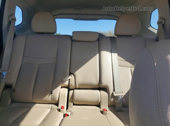 5N1AT2MV3GC751398 2016 NISSAN ROGUE White Vista de los asientos traseros
