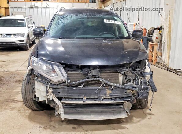 5N1AT2MV4JC840601 2018 NISSAN ROGUE Черный Вид спереди