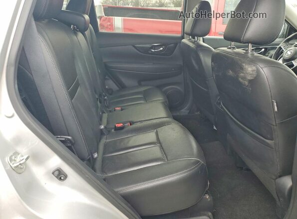 5N1AT2MV4KC823203 2019 NISSAN ROGUE White Vista interior trasera