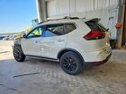 2017 Nissan Rogue Sv White vin: 5N1AT2MV6HC820134