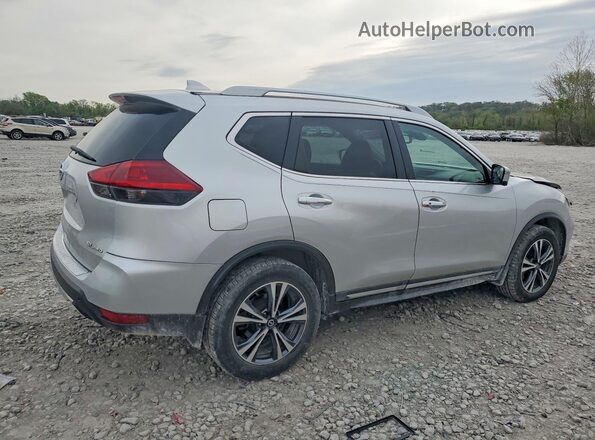 5N1AT2MV6JC851874 2018 NISSAN ROGUE Silver უკანა მარჯვენა