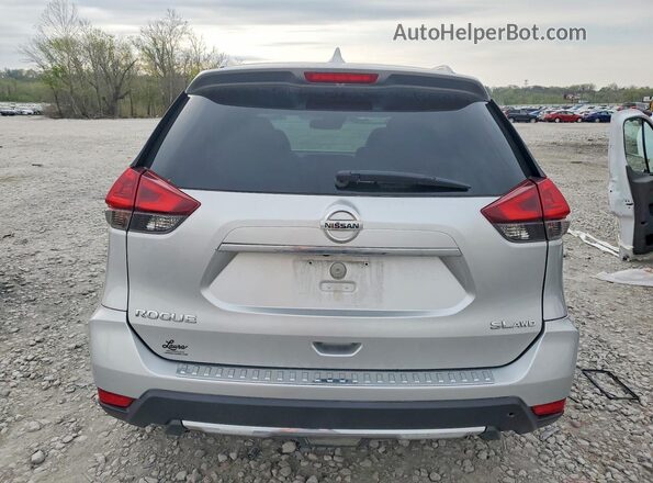 5N1AT2MV6JC851874 2018 NISSAN ROGUE Silver უკანა ხედი