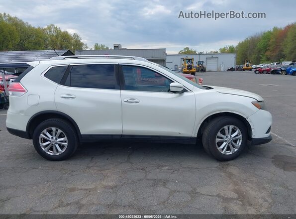 5N1AT2MV7GC857725 2016 NISSAN ROGUE White Вид задньої частини салону