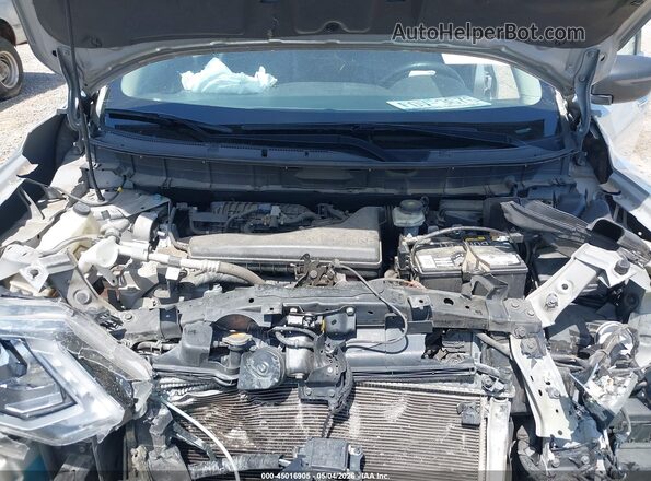 5N1AT2MV9JC847852 2018 NISSAN ROGUE Серебряный Вид сзади