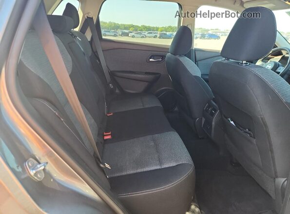 5N1AT3BA8MC776590 2021 NISSAN ROGUE Gray Vista interior trasera