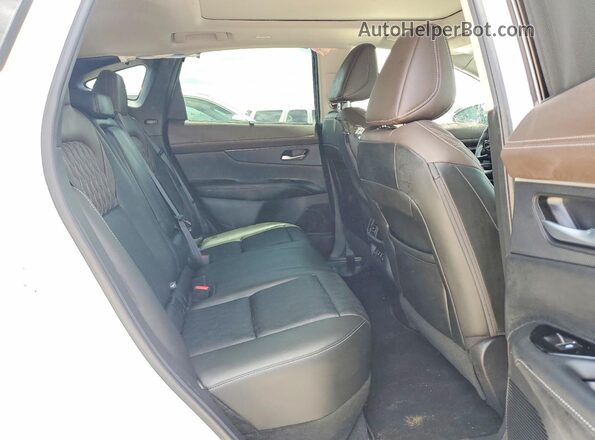 5N1AZ3DT6SC130197 2025 NISSAN MURANO White Widok wnętrza z tyłu