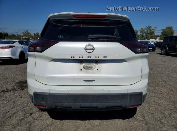 5N1BT3AA6RC723402 2024 NISSAN ROGUE White Widok z tyłu
