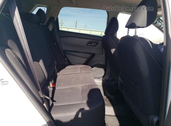 5N1BT3AB2SC672981 2025 NISSAN ROGUE White Vista interior trasera