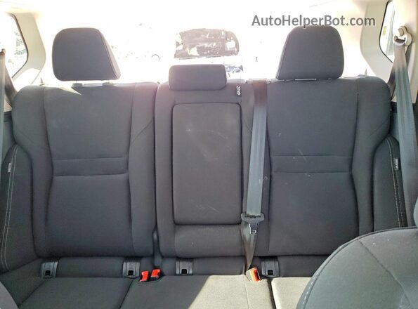 5N1BT3AB2SC672981 2025 NISSAN ROGUE White Vista de los asientos traseros