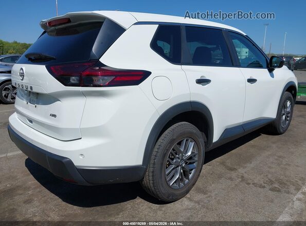 5N1BT3AB3RC718392 2024 NISSAN ROGUE White Trasero derecho