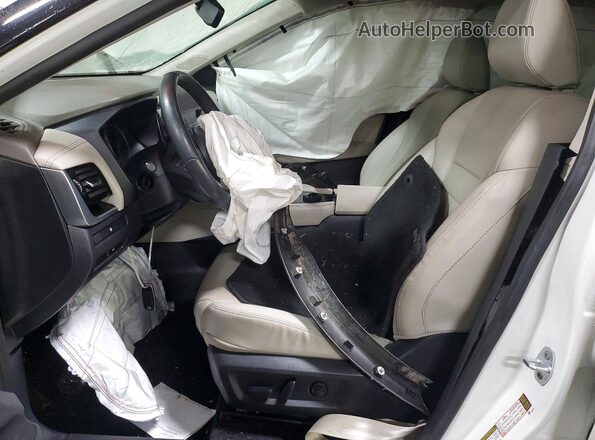 5N1BT3CB6PC773879 2023 NISSAN ROGUE White Widok wnętrza z przodu