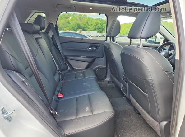 5N1BT3CB9PC856108 2023 NISSAN ROGUE White უკანა სავარძლების ხედი