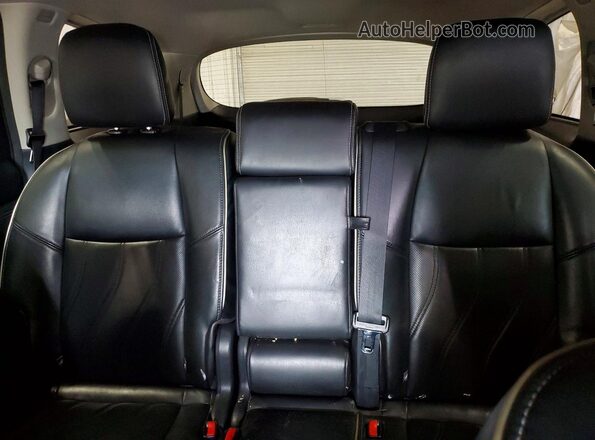 5N1DL0MM7HC552042 2017 INFINITI QX60 Black Widok tylnych siedzeń