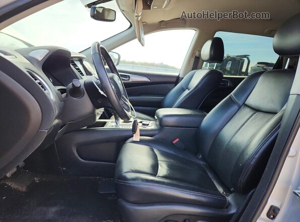 5N1DR2CM1LC599409 2020 NISSAN PATHFINDER Silver Вид салону спереду