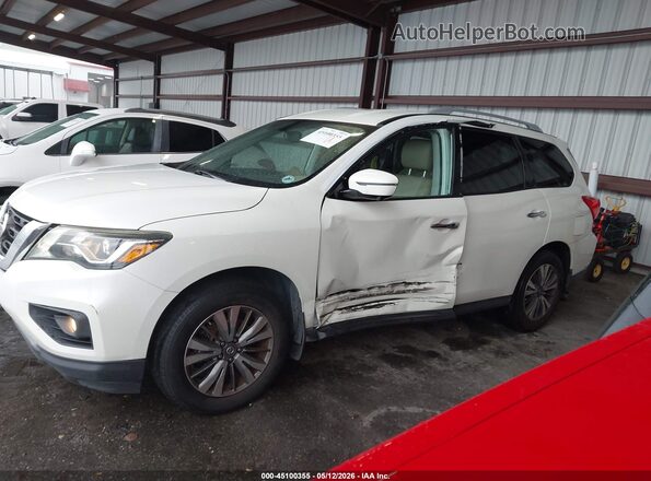 5N1DR2MM0HC617873 2017 NISSAN PATHFINDER White Vista interior trasera