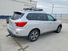 2017 Nissan Pathfinder Sl Silver vin: 5N1DR2MM0HC642756
