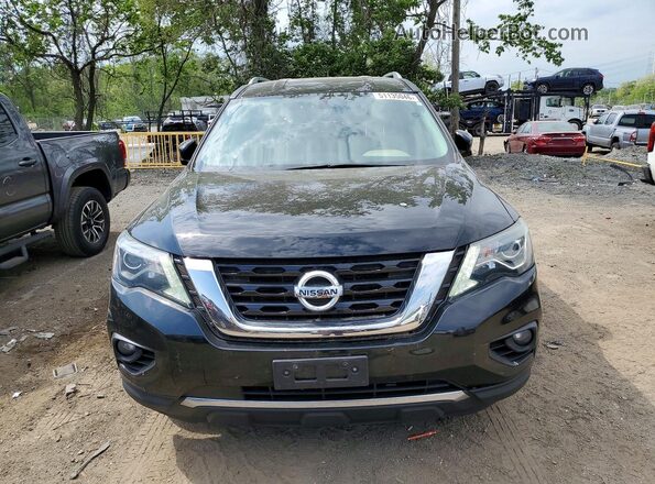 5N1DR2MM0HC902296 2017 NISSAN PATHFINDER Черный Вид спереди