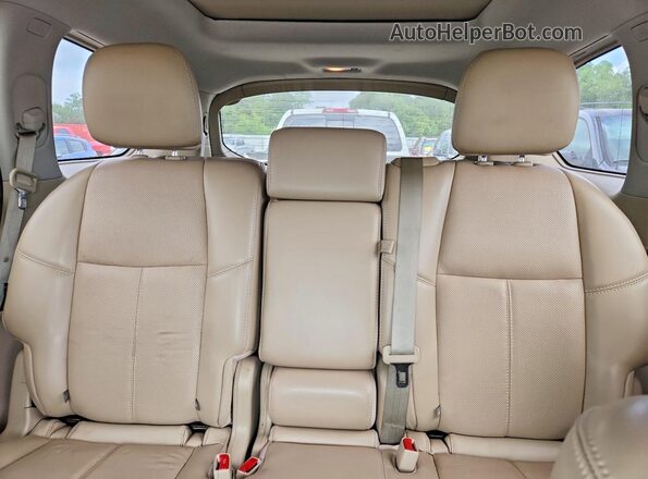 5N1DR2MM0JC649440 2018 NISSAN PATHFINDER Белый Вид задних сидений