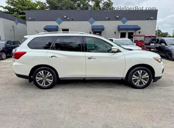5N1DR2MM1HC627750 2017 NISSAN PATHFINDER White Vista de la etiqueta del VIN