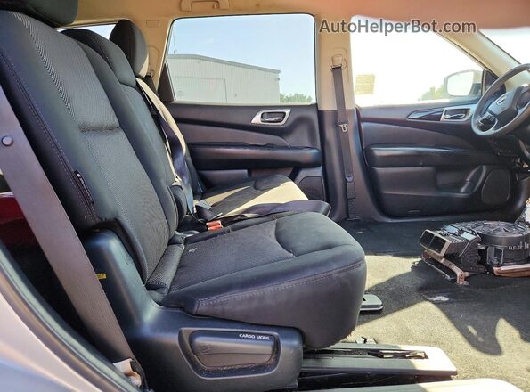 5N1DR2MM1KC637282 2019 NISSAN PATHFINDER Silver Вид задньої частини салону