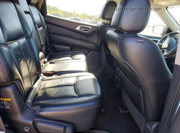 5N1DR2MM4HC690308 2017 NISSAN PATHFINDER White Vista interior trasera
