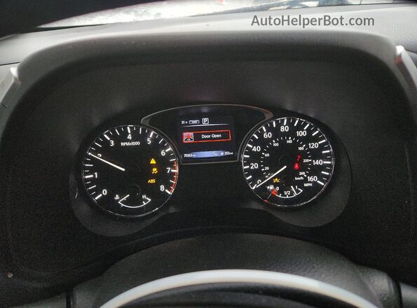 5N1DR2MM4JC611998 2018 NISSAN PATHFINDER White ხელსაწყოთა პანელის ხედი