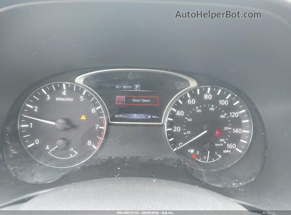 5N1DR2MM5JC604638 2018 NISSAN PATHFINDER Серебряный Вид задних сидений