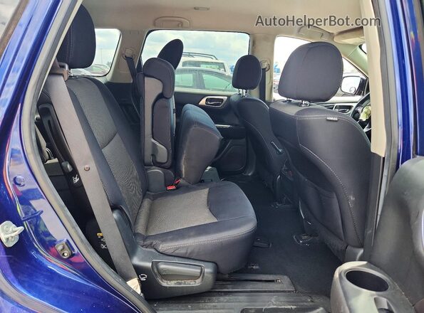 5N1DR2MM7HC631656 2017 NISSAN PATHFINDER Blue Vista interior trasera