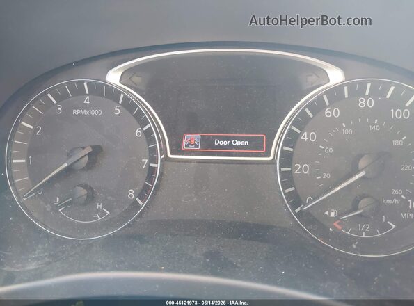 5N1DR2MM7HC678640 2017 NISSAN PATHFINDER White Вид задніх сидінь