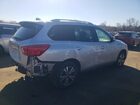 2019 Nissan Pathfinder Sl Серебряный vin: 5N1DR2MM7KC643930