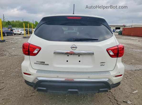 5N1DR2MM8JC627427 2018 NISSAN PATHFINDER Белый Вид сзади