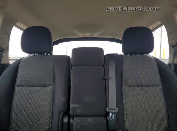 5N1DR2MM8JC627427 2018 NISSAN PATHFINDER Белый Вид задних сидений
