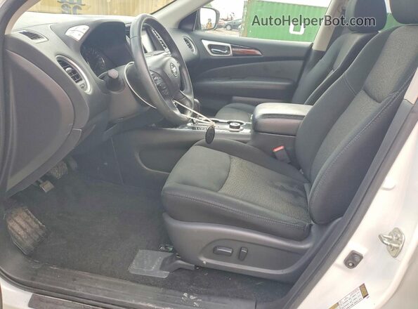 5N1DR2MM8JC627427 2018 NISSAN PATHFINDER Белый Вид салона спереди