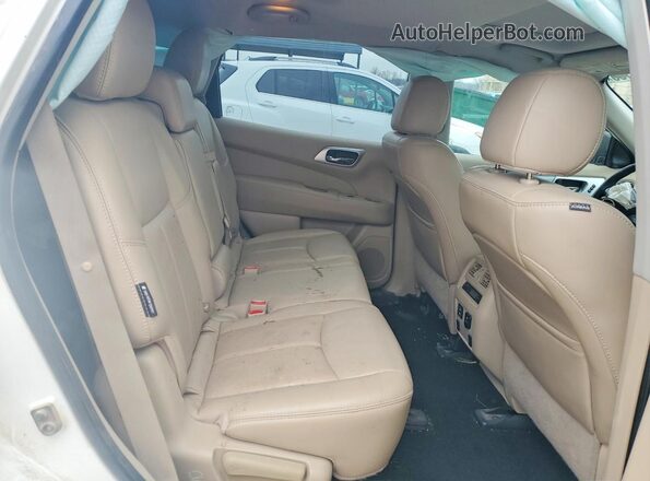 5N1DR2MM9JC655236 2018 NISSAN PATHFINDER White Vista de los asientos traseros