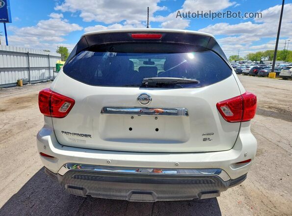 5N1DR2MMXHC675425 2017 NISSAN PATHFINDER Белый Вид сзади