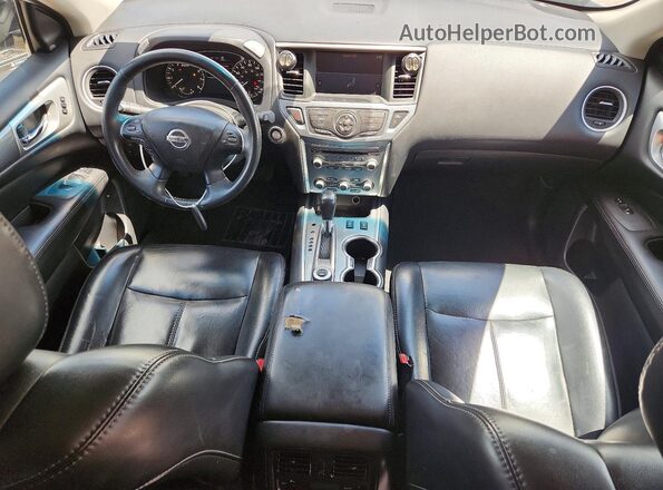 5N1DR2MMXHC675425 2017 NISSAN PATHFINDER Белый Вид панели приборов
