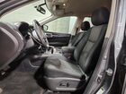 2017 Nissan Pathfinder Sv Серый vin: 5N1DR2MN1HC647893