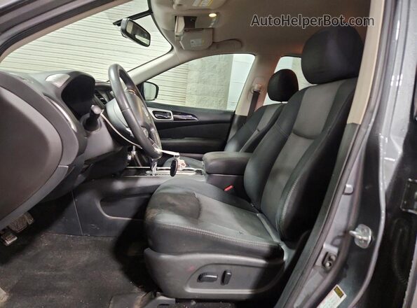 5N1DR2MN1HC647893 2017 NISSAN PATHFINDER Серый Вид салона спереди