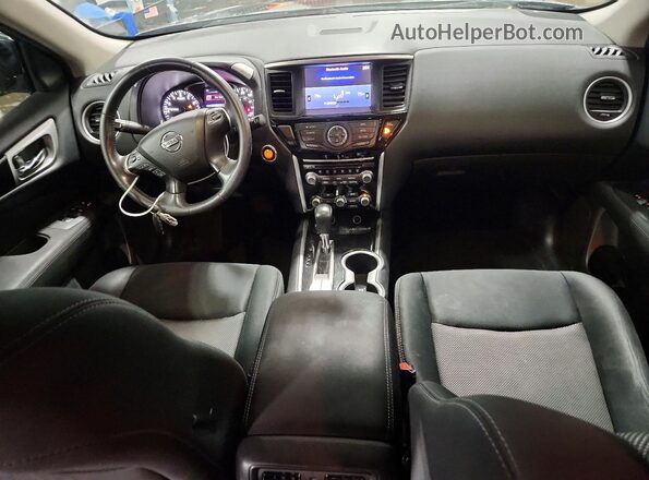 5N1DR2MN1HC647893 2017 NISSAN PATHFINDER Серый Вид панели приборов