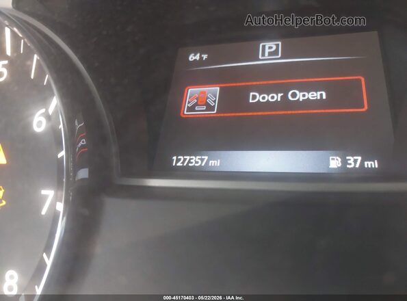 5N1DR2MN1HC649823 2017 NISSAN PATHFINDER Silver 