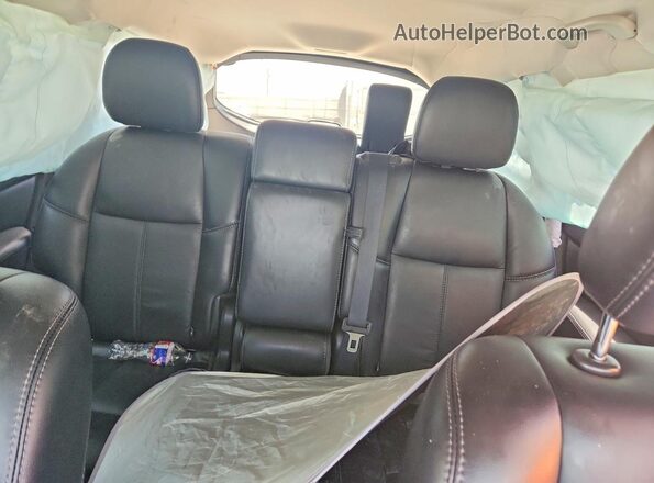 5N1DR2MN3JC613122 2018 NISSAN PATHFINDER Белый Вид задних сидений