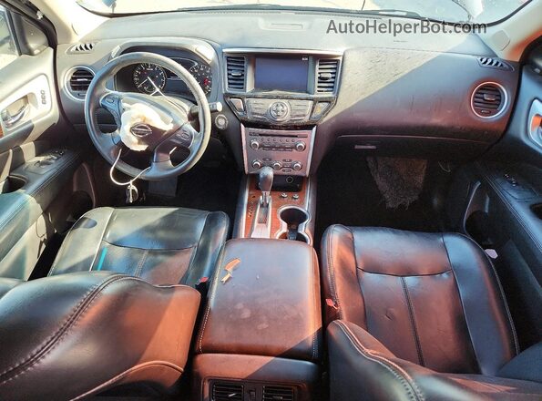 5N1DR2MN7HC693325 2017 NISSAN PATHFINDER Черный Вид панели приборов