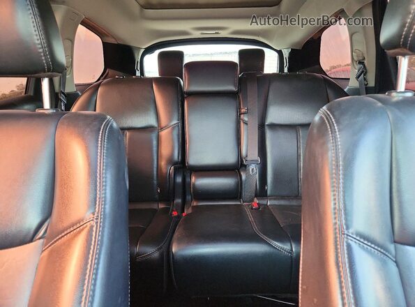 5N1DR2MN7HC693325 2017 NISSAN PATHFINDER Черный Вид задних сидений